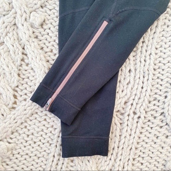 FABLETICS SIZE S LEGGING BUNDLE - Picture 6 of 7